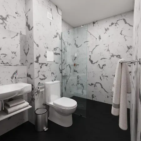 Хотел куин нели парк Китен