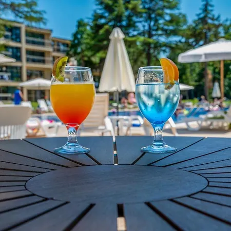 куин нели парк Китен