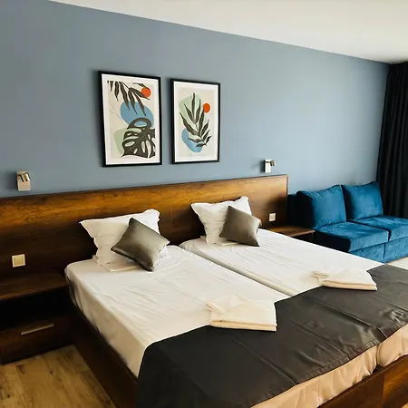 куин нели парк Хотел