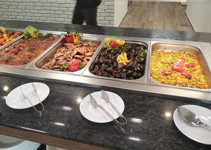 Queen Nelly Park 4* 키텐