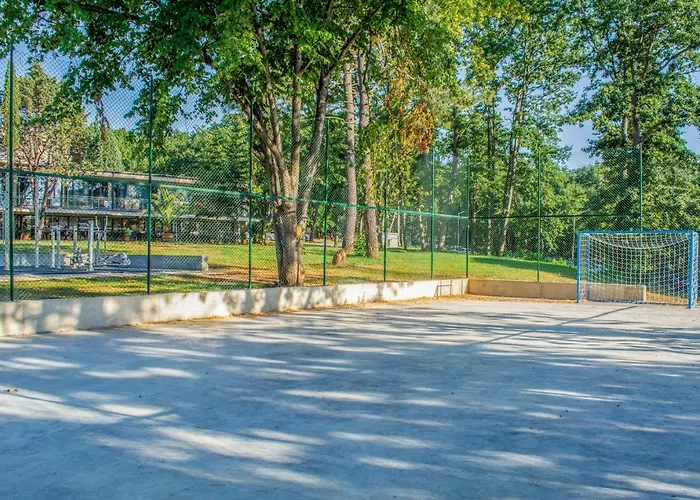 Queen Nelly Park 호텔