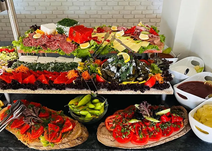 Queen Nelly Park 4* 키텐