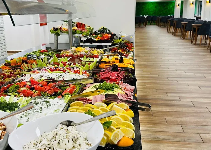 호텔 Queen Nelly Park 4*