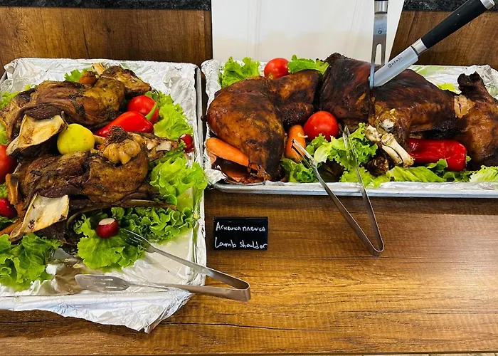 Queen Nelly Park 호텔 4*