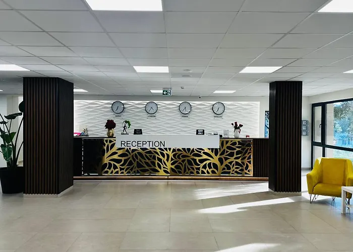 Queen Nelly Park 4* 키텐